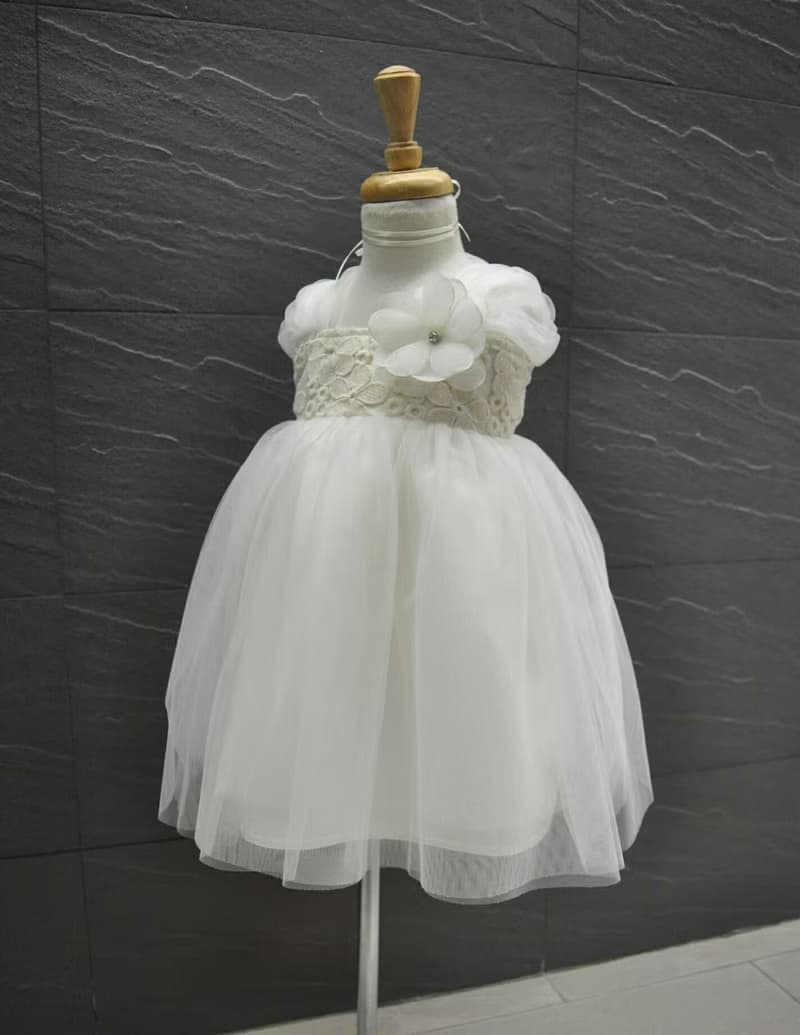 Angel Nina 訂製 禮服 花童 生日  零碼特價 胸前無小花