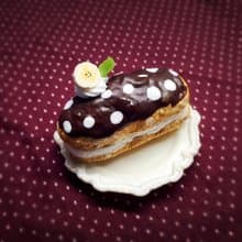 ~~mini 新品上市～～巧克力點點閃電泡芙吊飾（香蕉） ((滿600隨機送神秘小禮物))