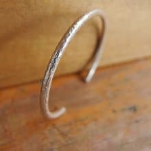 雨滴 3mm手工鍛敲手環