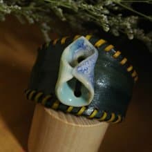 【 T - C 】手環 手鐲 皮革 牛皮 日本白瓷 瓷器  限量 自然釉色 無限看不膩色調 攝氏1350高溫燒製