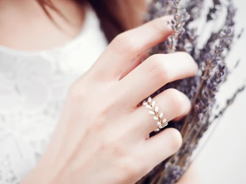 Mistletoe槲寄生 - White  * 戒指