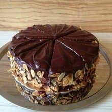 Tuxedo Cat Handmade　塔西躲貓貓 - 南瓜戚風佐巧克力