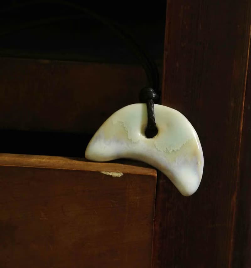 【 T - C 】項鍊 日本白瓷 瓷器  限量 自然釉色 無限看不膩色調 攝氏1350高溫燒製