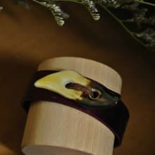 【 T - C 】手環 手鐲 皮革 牛皮 日本白瓷 瓷器  限量 自然釉色 無限看不膩色調 攝氏1350高溫燒製