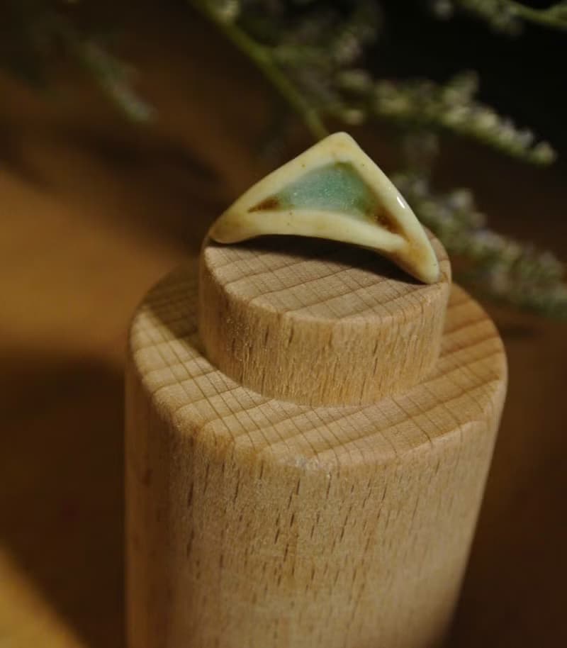 【 T - C 】耳環 日本白瓷 瓷器  限量 自然釉色 無限看不膩色調 攝氏1350高溫燒製