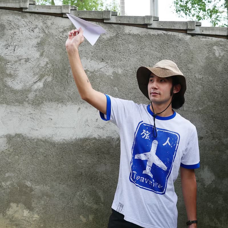 復古 T-shirt－旅人　中性　男女皆宜　男生禮物推薦