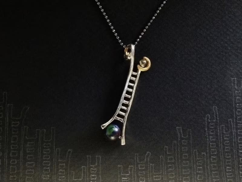moon ladder from the earth ( azurmalachite pyrite 月 階梯 銀 鍍金 藍銅礦 孔雀石 黄铁矿 項鍊 垂飾 )