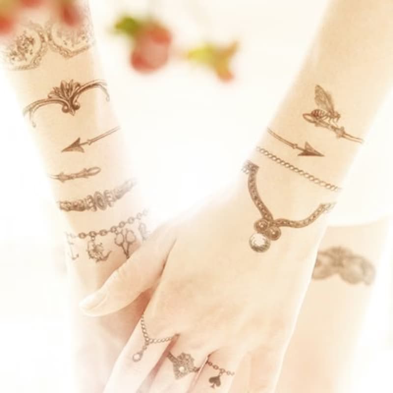 愛不釋手手鍊 -2入紋身貼紙 原創手繪設計