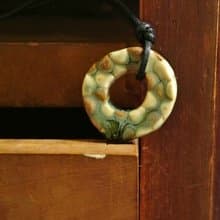 【 T - C 】項鍊 日本白瓷 瓷器  限量 自然釉色 無限看不膩色調 攝氏1350高溫燒製