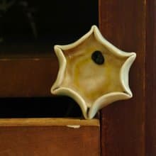 【 T - C 】項鍊 日本白瓷 瓷器  限量 自然釉色 無限看不膩色調 攝氏1350高溫燒製