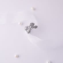 禮物_純銀法式金屬蕾絲蝴蝶結戒指Choccy