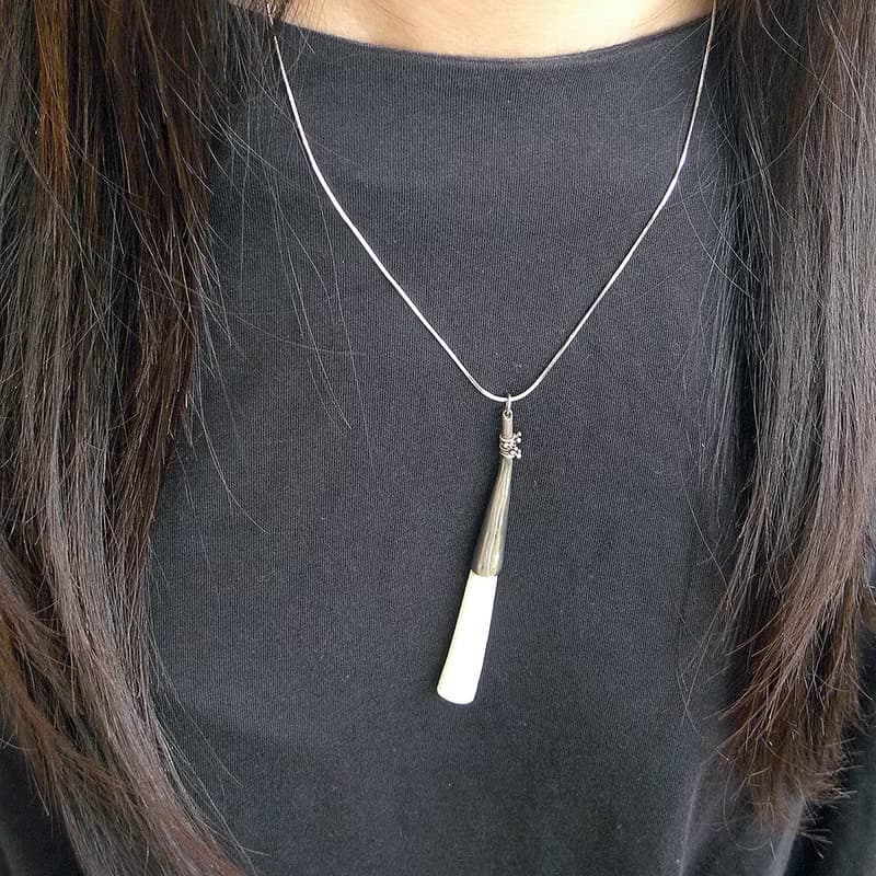 小天使的傳聲筒~純銀鑲貝殼藝術墜飾項鍊限量品, 愛自己幸福中