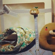 Bucute寶寶的彌月禮盒組/口水巾/奶嘴夾/手搖鈴/彌月