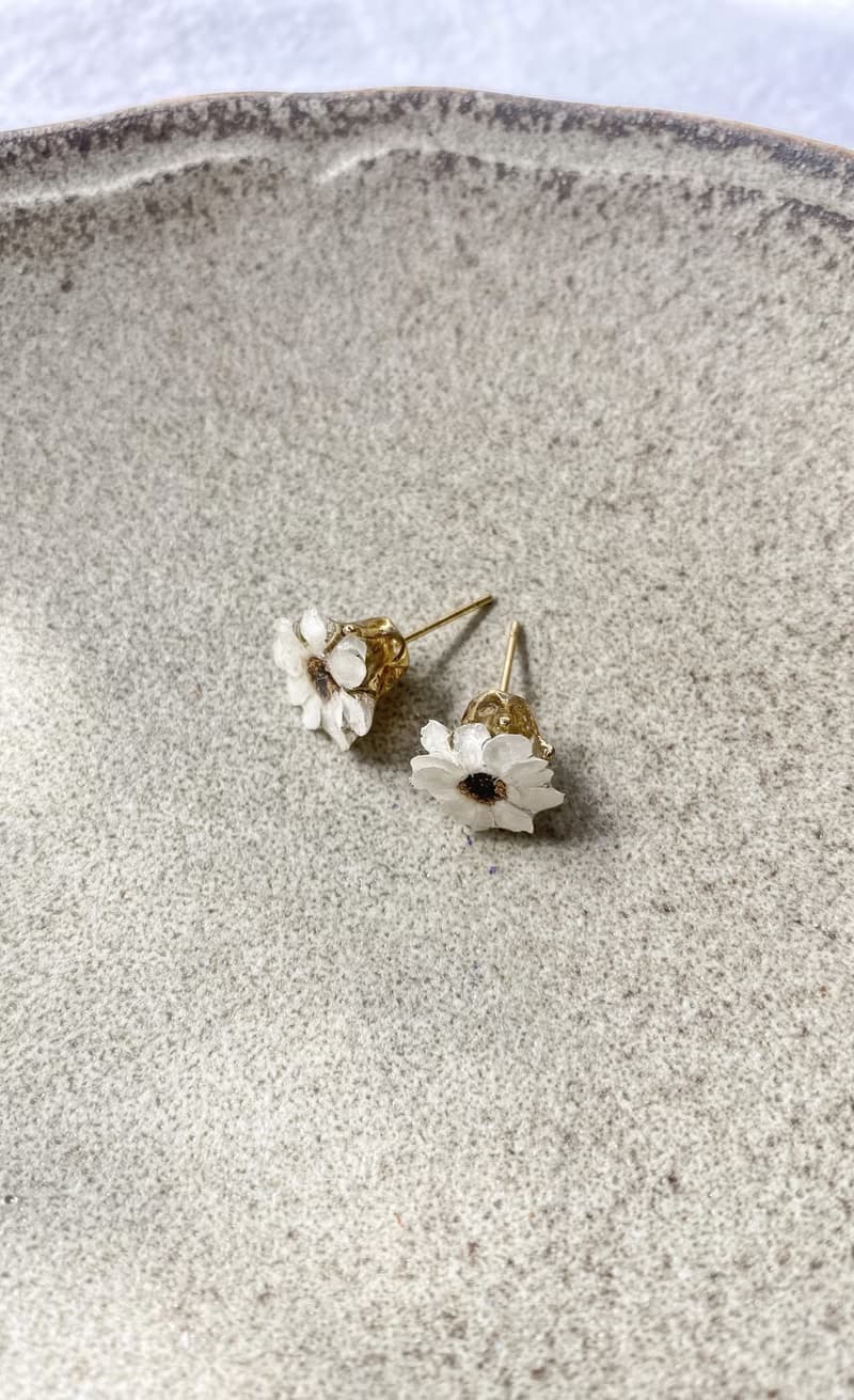 法國野梅耳環