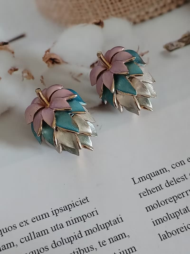 vintage jewelry  飄彩多層葉形 夾式耳環