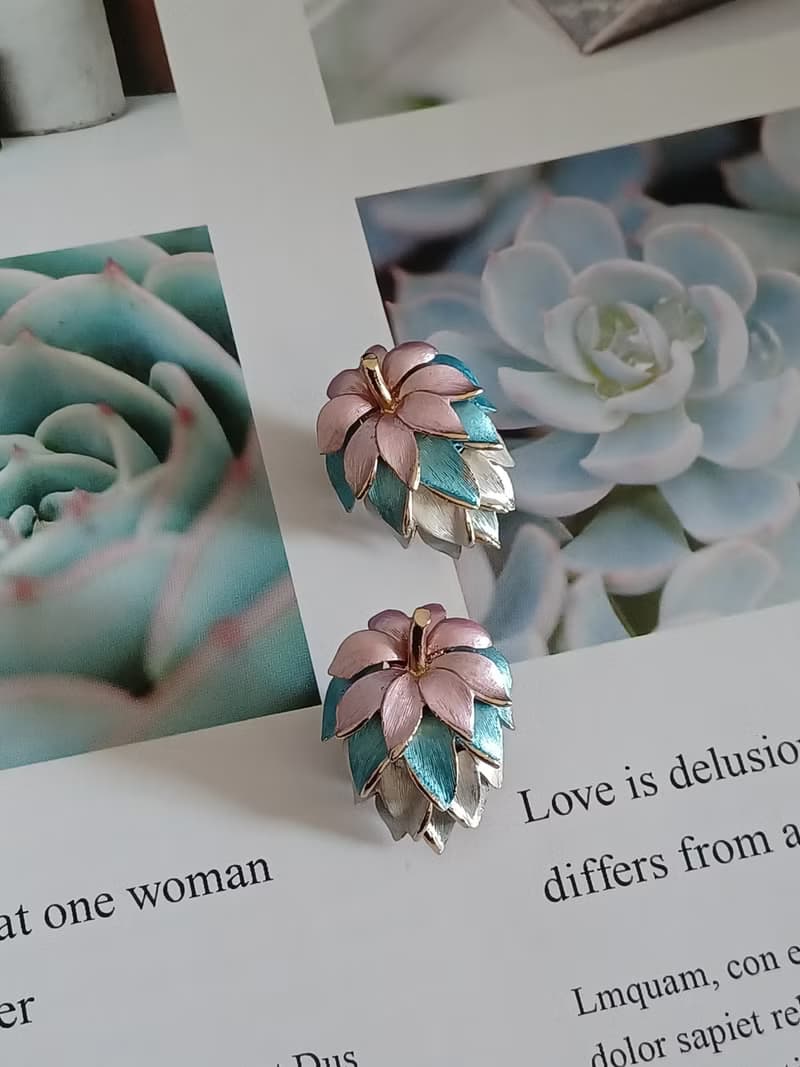 vintage jewelry  飄彩多層葉形 夾式耳環