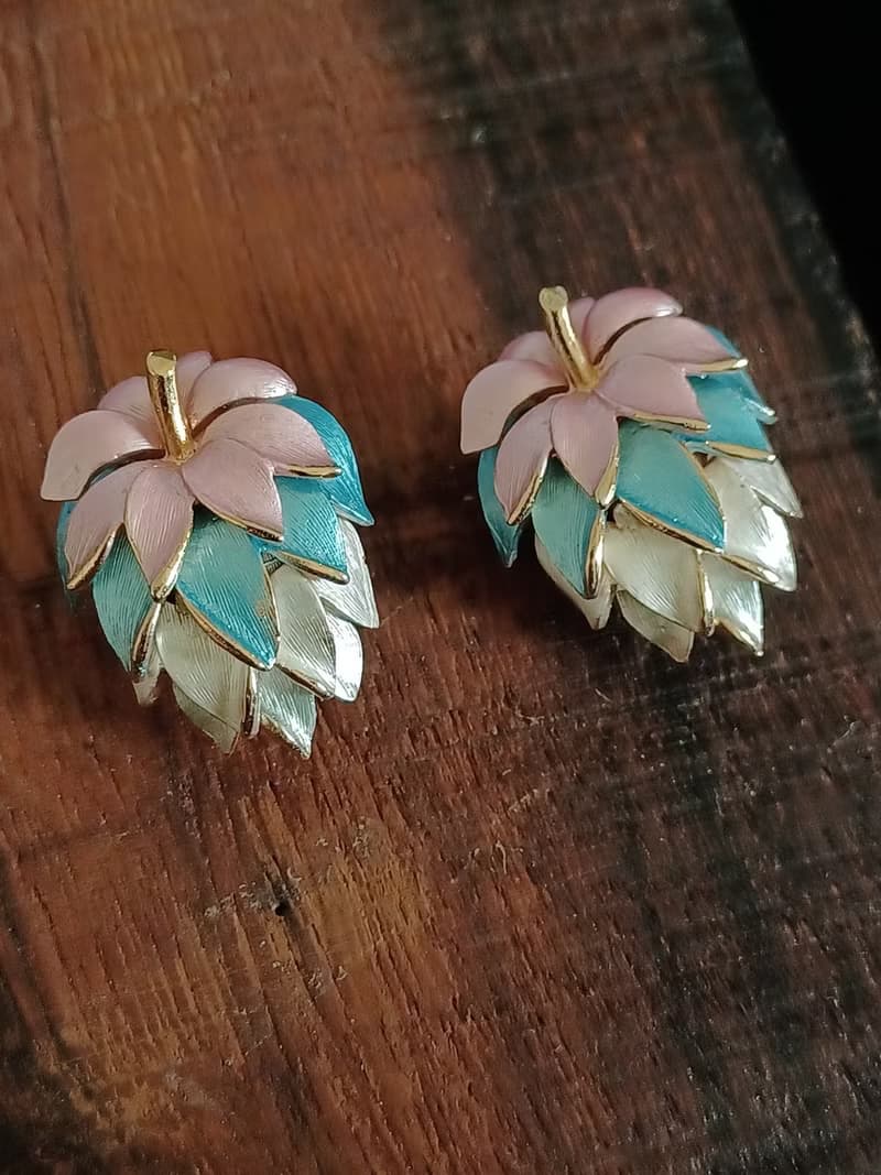vintage jewelry  飄彩多層葉形 夾式耳環