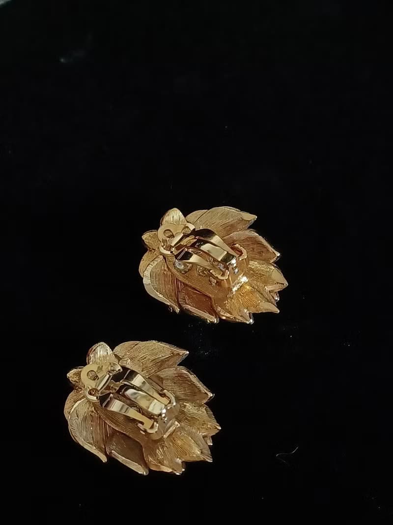 vintage jewelry  飄彩多層葉形 夾式耳環