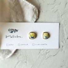 【再販】春の訪れ ミモザ 陶器 金継ぎ ピアス イヤリング ノンホールピアス イエロー 黄色 花束 ブーケ ネイビー 紺 グリーン 緑 春色 春 ギフト