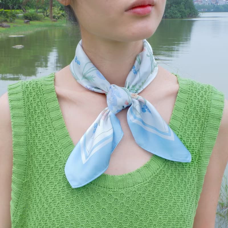 【新品絲巾 - 風信子永遠的愛】絲巾+絲巾扣高貴禮盒 |