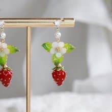【紅色草莓耳飾】手工原創耳飾銅線樹脂 優雅 耳環/耳夾飾品