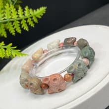 精品趣味阿拉善瑪瑙手串多彩高瓷雕刻可愛鬥牛犬頭單圈女招財辟邪