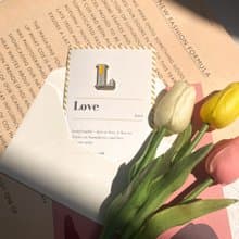 L / Love -琺瑯徽章卡 - 附信封 開學季 情人卡 萬用字