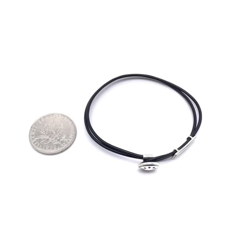 メンズ レザーブレスレット/シルバー925 牛革/シルバーアクセサリー 日本製/送料無料/男性へのプレゼント/RE21