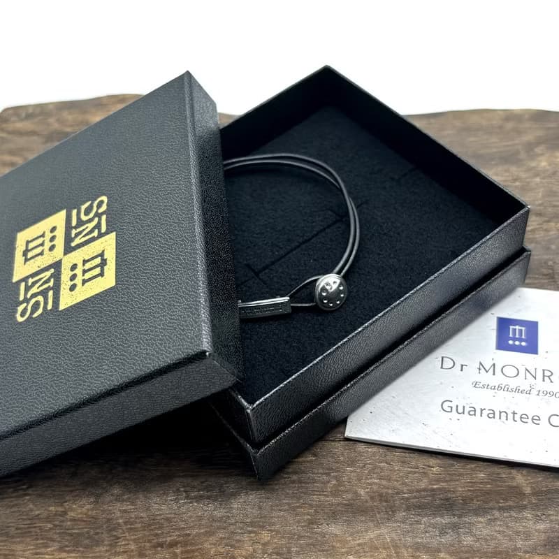 メンズ レザーブレスレット/シルバー925 牛革/シルバーアクセサリー 日本製/送料無料/男性へのプレゼント/RE21