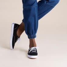 KEDS CHAMPION 品牌經典綁帶休閒鞋9191W110001
