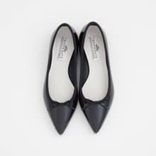 IRMA (BLACK) PVC POINTED TOE FLATS ポインテッドトゥ バレエシューズ