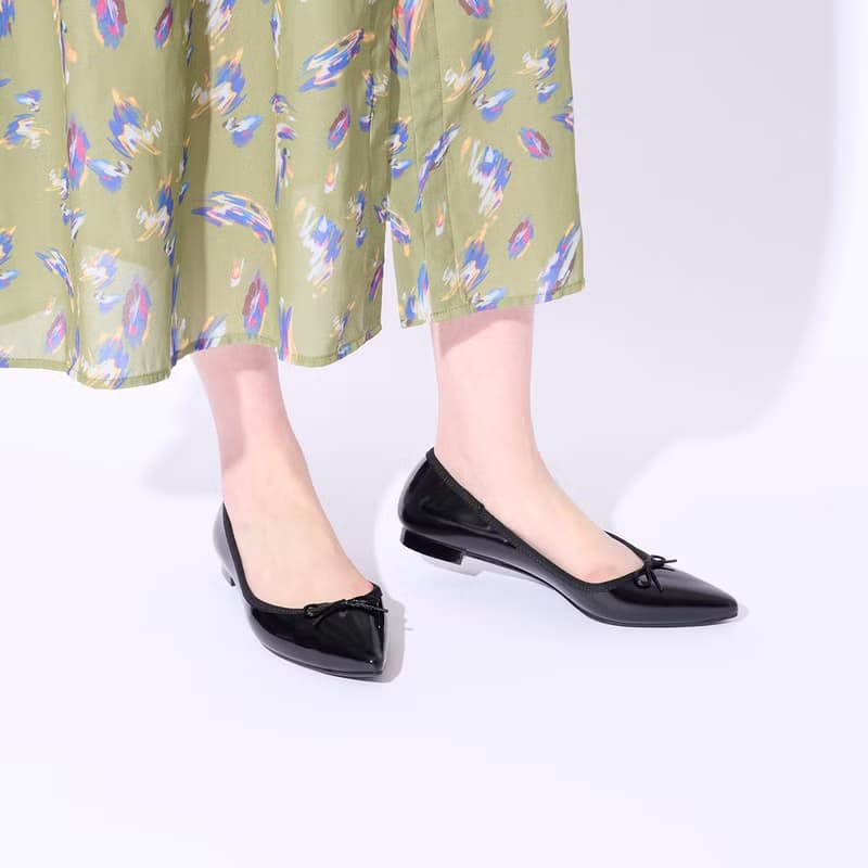 IRMA (BLACK) PVC POINTED TOE FLATS ポインテッドトゥ バレエシューズ