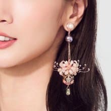 淡色彼岸花 彩繪玻璃珠 無痛耳夾 耳針