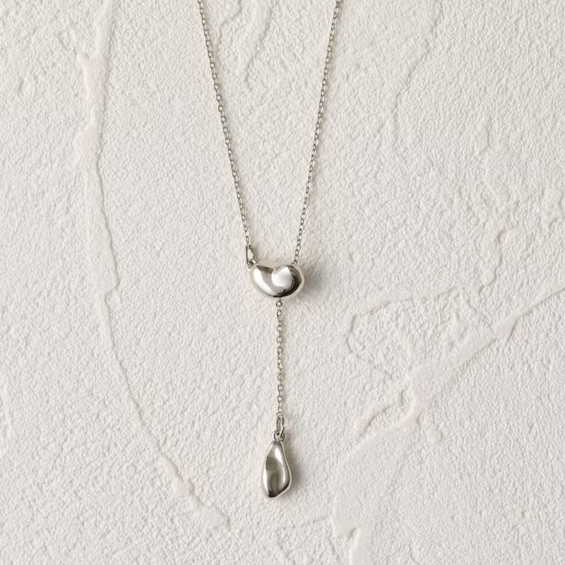 pendulum-beans necklace SV ニッケルフリー スムースラリエットネックレス 長さが自由に変えられるロングネックレス　シルバー