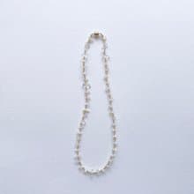 ホワイトオパール　チョーカー　【　white opal　】　ビーズネックレス