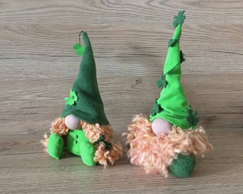 Couple of green forest elves, Boy girl Swedish elves