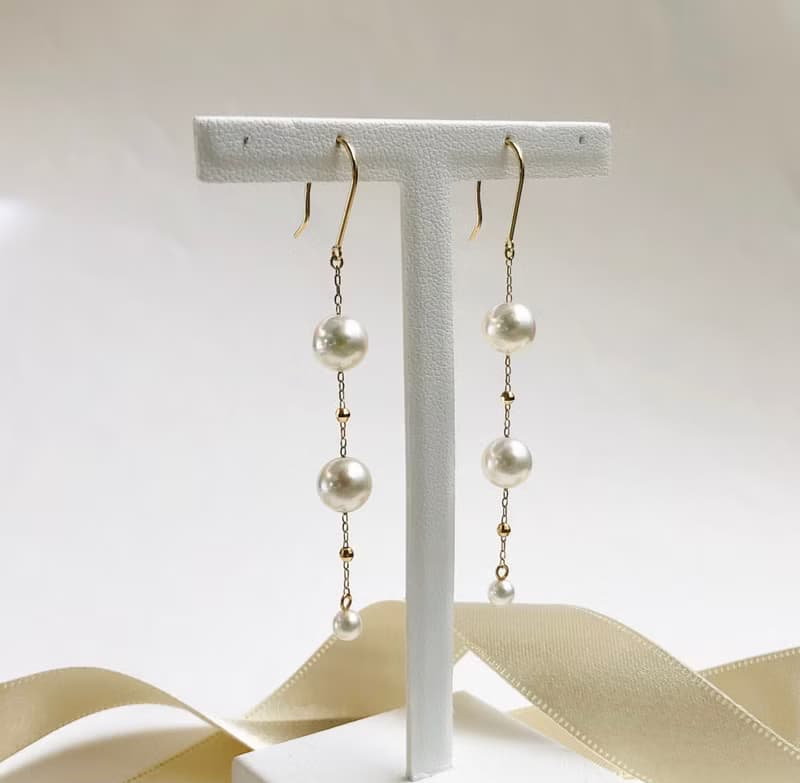 Akoya pearl earring  750  K18  sea pearl