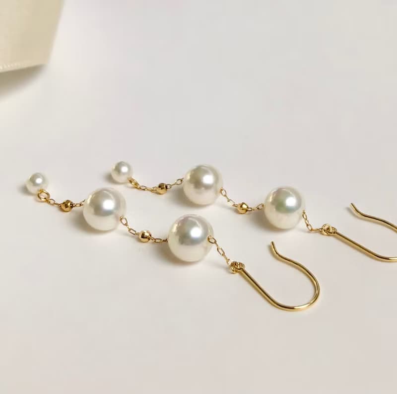 Akoya pearl earring  750  K18  sea pearl