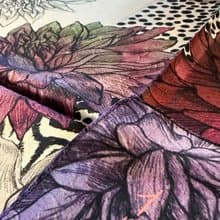 50cm角_silkscarf_ ダリアの華柄_red_シルクスカーフ　ChristalART