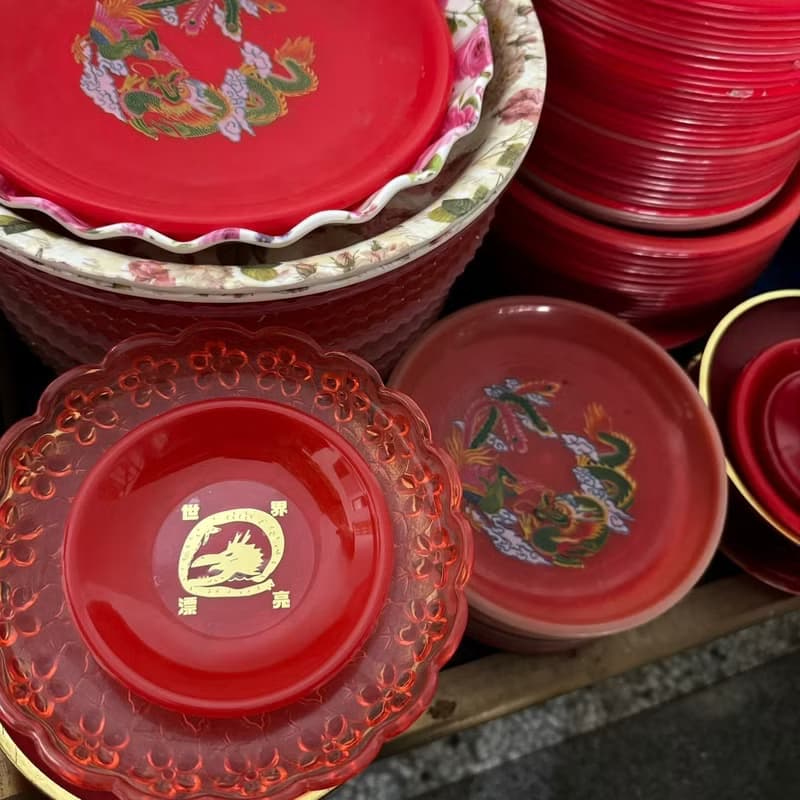 【世界漂亮在台協會】龍細你害我的面來紅紅盤子