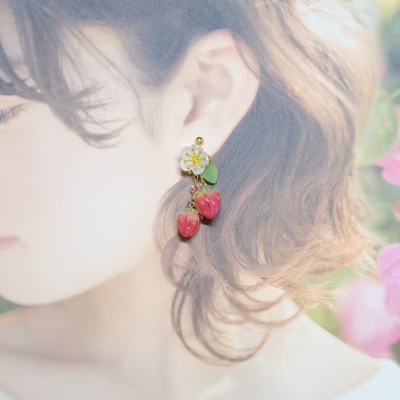 草莓耳環-垂墜款-【甜美任性】