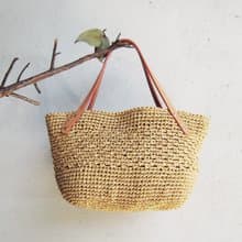 輕巧散步出門 編織花紋小提包 //卡其//