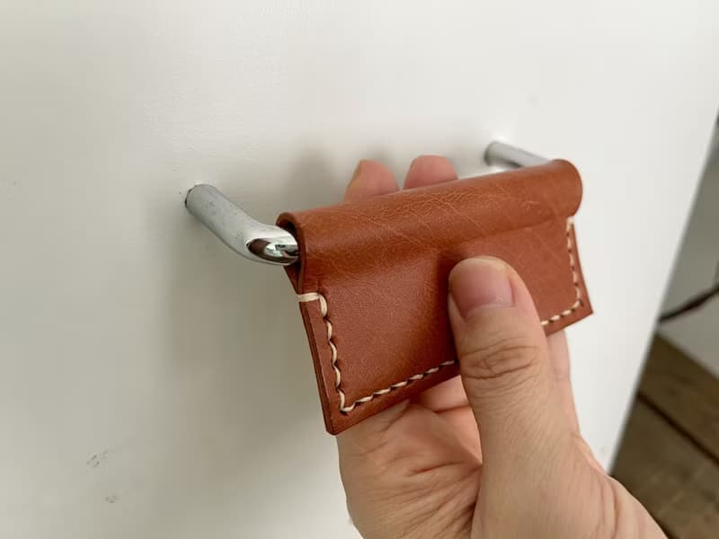 牛皮取手 // 衣櫃 // 櫃體 // 皮革把手 // 系統櫃