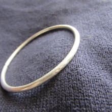 經典幾何系列-簡約敲紋純銀手環