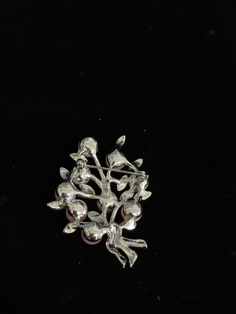 vintage jewelry 典雅粉色珍珠花束萊茵別針