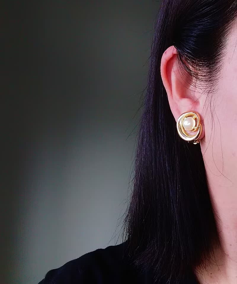 vintage jewelry  MARVELLA  古董金色迴旋珍珠 夾式耳環
