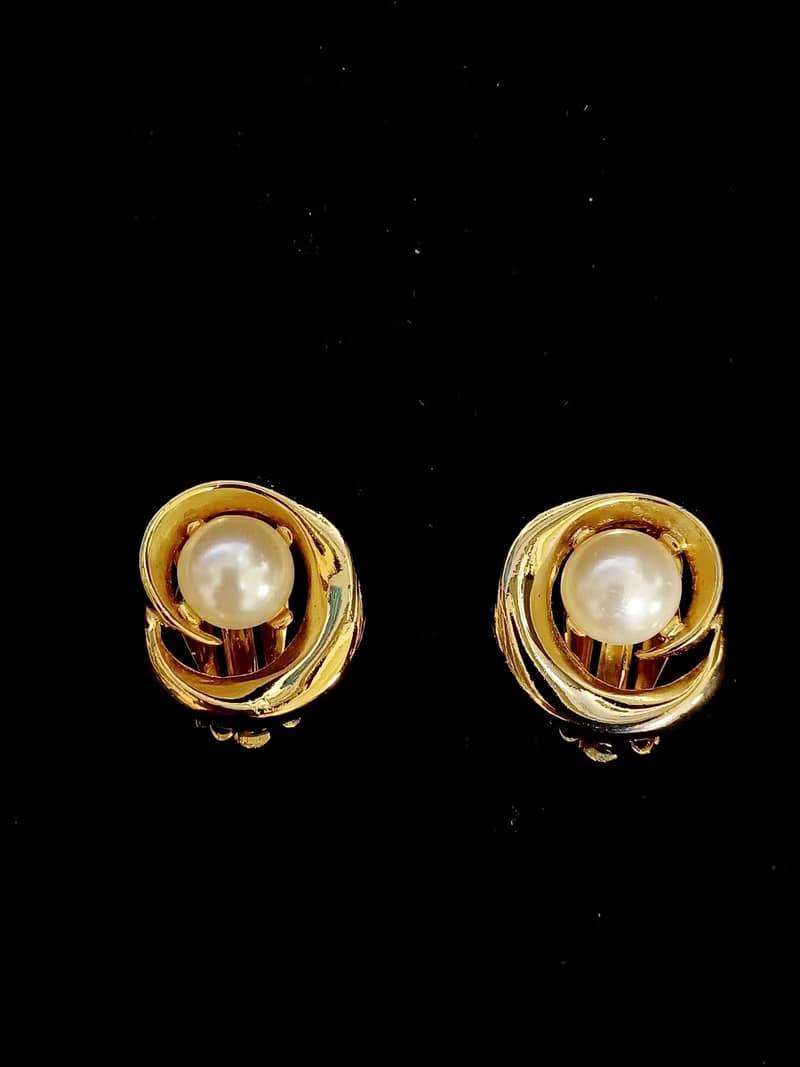 vintage jewelry  MARVELLA  古董金色迴旋珍珠 夾式耳環