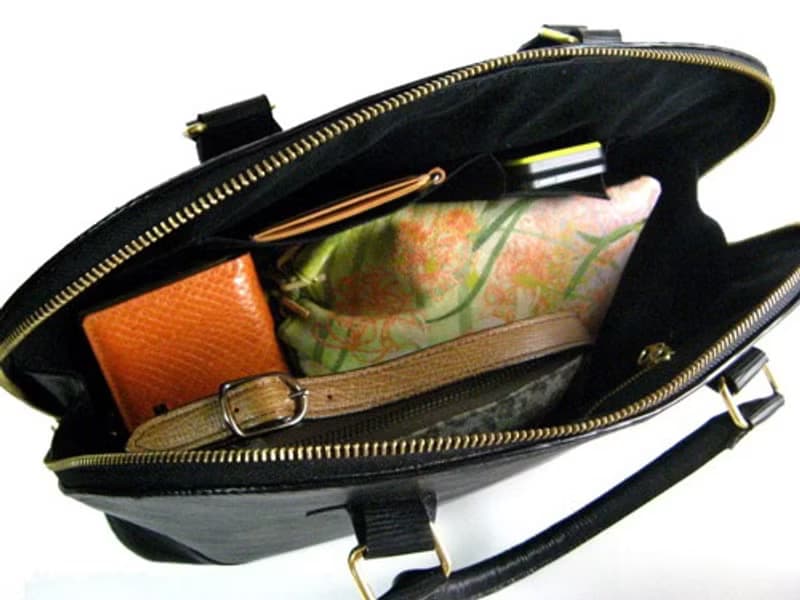 ウェーブ　ハンドバッグ