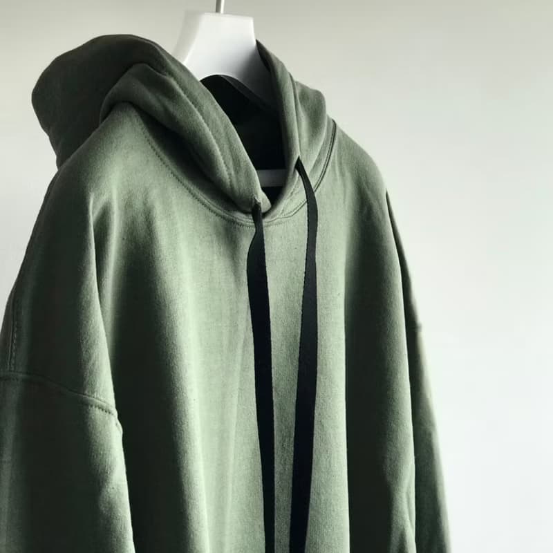 Big silhouette hoodie / smoke green / plain / hand embroidery / unisex