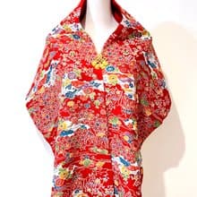 純手作紅色日本絲質型染四季風月花鳥柔手縫琉璃珠柔軟圍巾披肩